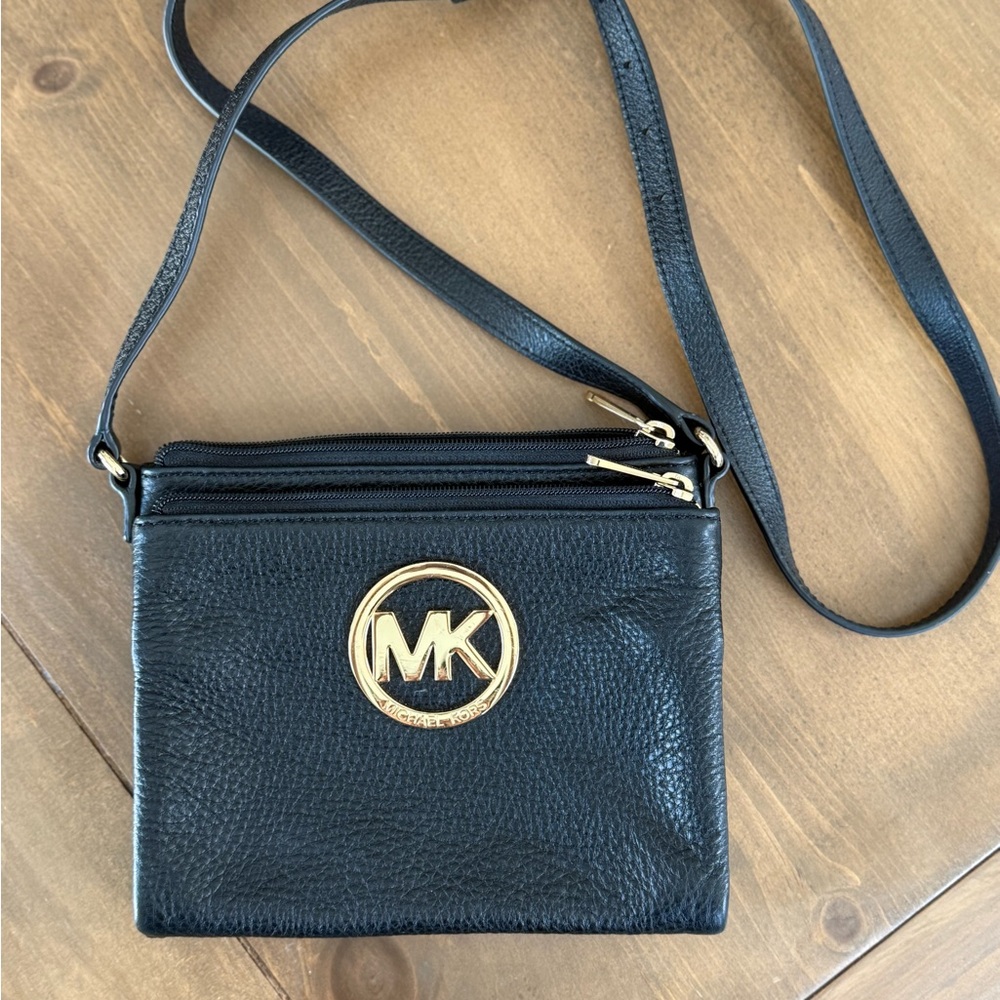 MICHAEL Michael Kors Black Leather Fulton Crossbody Bag